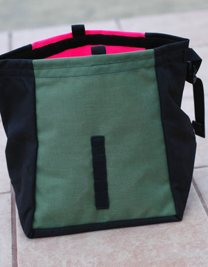 Hot Pink/Pale Green